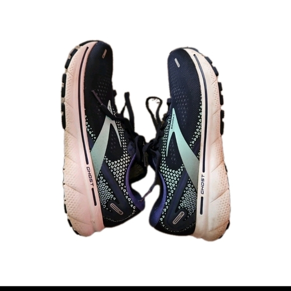 Brooks Women's Blue Ghost 14 Cushioned Narrow Comfort (2A) Running Shoe 7.5 - Picture 9 of 15